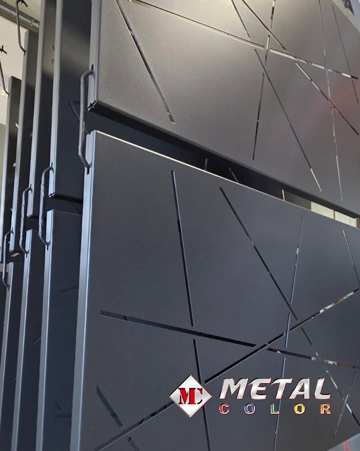 Magnelis: la nuova frontiera dell’acciaio.
✔️ Resistenza eccezionale alla corrosione
✔️ Protezione