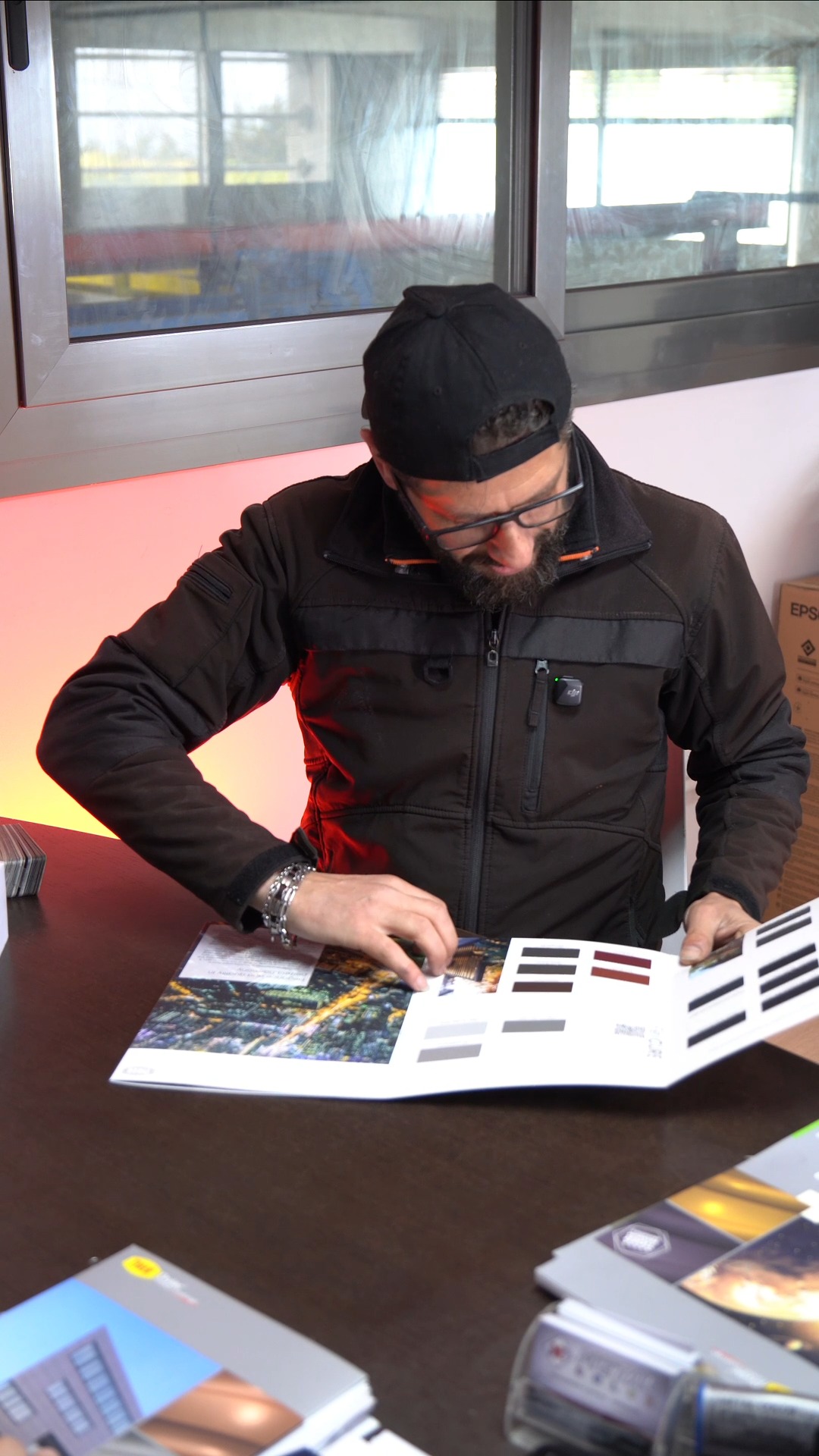 Sappiamo che scegliere il colore giusto per il cancello di